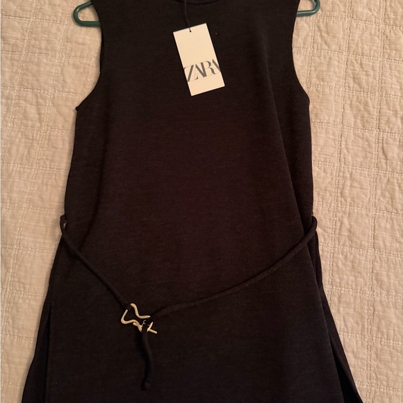 Zara Charcoal Knit Sweater - Picture 1 of 2